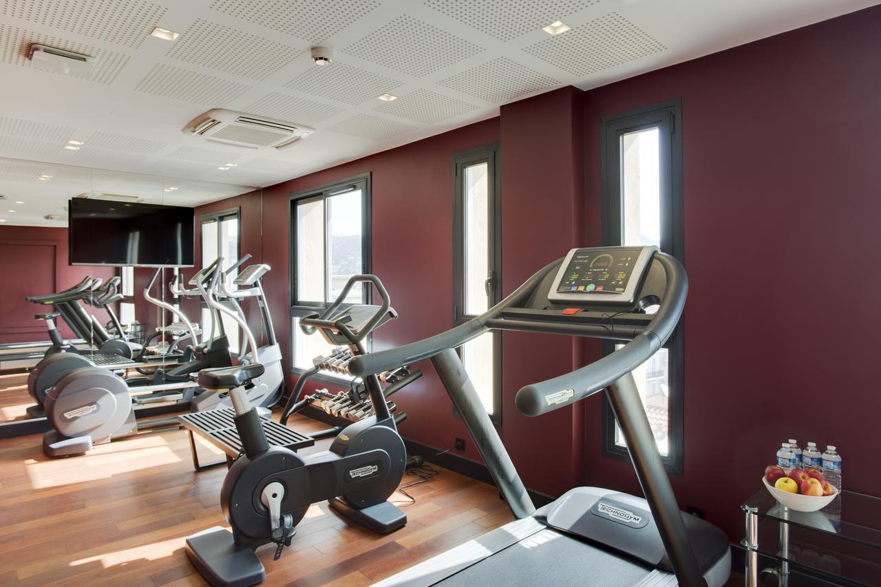 Centre Univers Hotel 4*